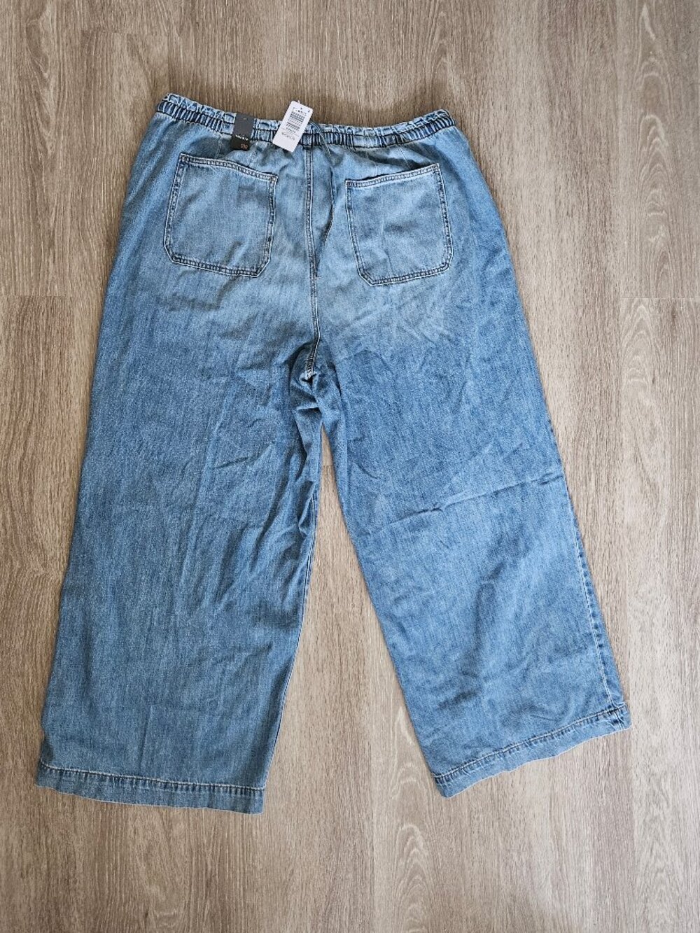 TORRID High-Rise Wide-Leg Loose Jean | Size 18 | Brand New with Tags - Picture 3 of 4